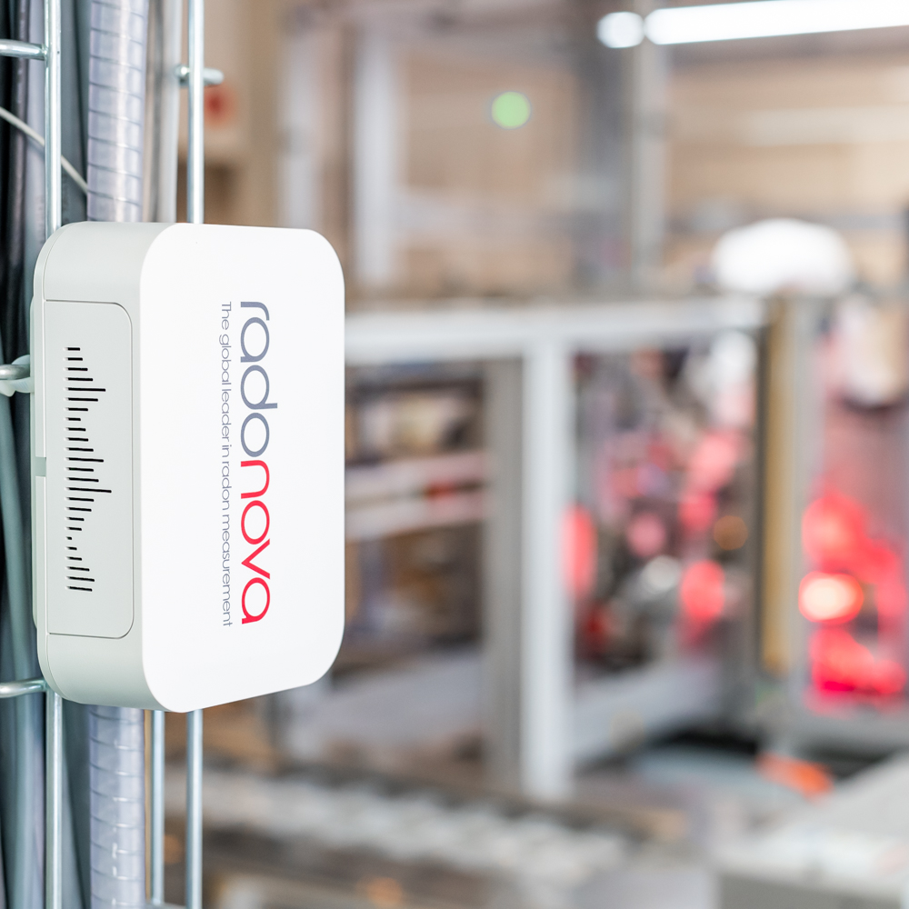 SPIRIT Radonsensor för kontor, skolor och industrier