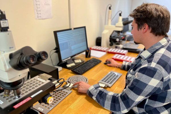 Mäta mycket höga radonhalter med stor precision